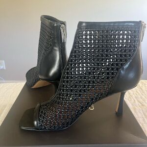 Vince Camuto Women’s Black Woven Peep-Toe Stiletto Booties NEW